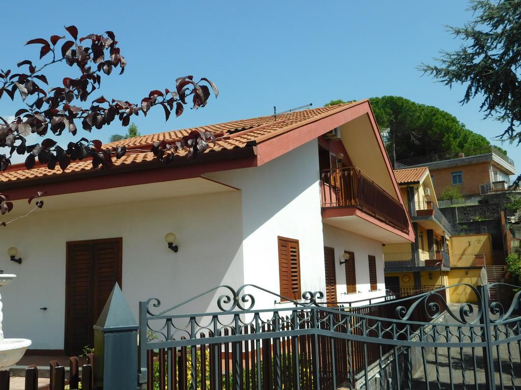 Casa Vacanze Volpe Dell'Etna Nicolosi Exteriör bild